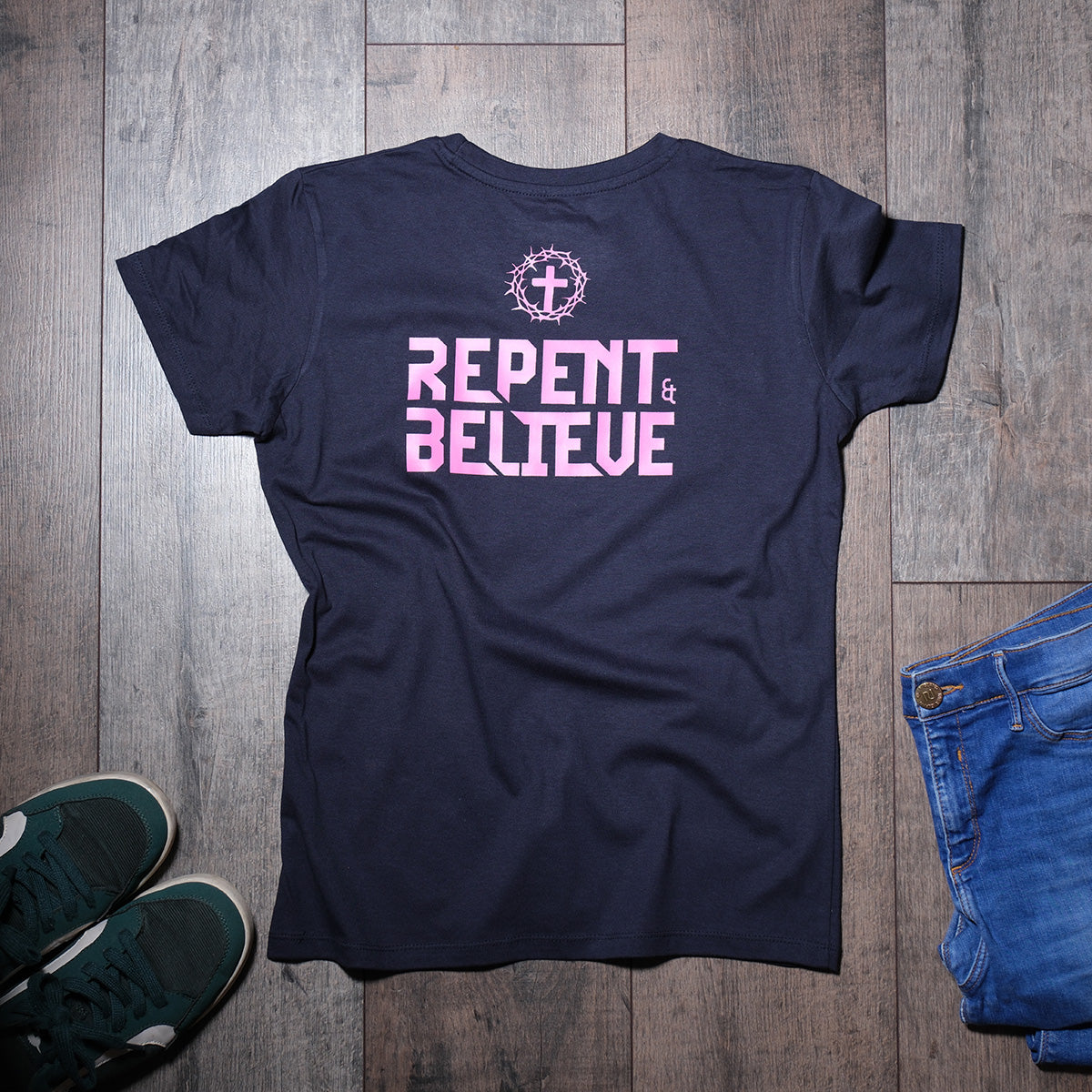 Women’s Bold Tee